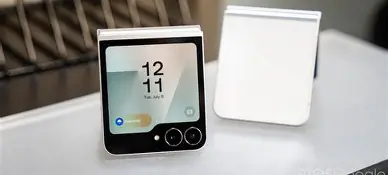 Should You Upgrade from Samsung Galaxy Z Flip 7 Fe to Aukey Spark Mini 20000?